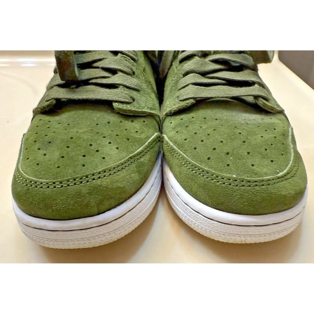 Air Jordan 1 Retro Low NS HC Style# 919705-330 Sz 7.5 Youth Green Suede Sneakers